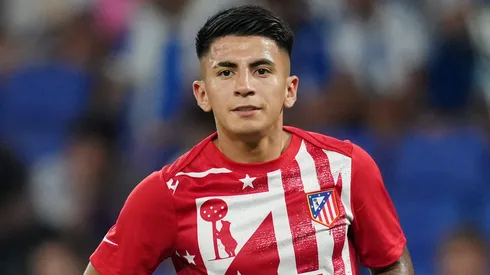 Thiago Almada antes de uma partida pelo Atlético de Madrid. Foto: Alex Caparros/Getty Images