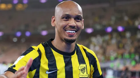Fabinho após uma vitória pelo Al-Ittihad. Foto: Yasser Bakhsh/Getty Images