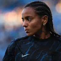 Geyse, ex-Barcelona e Corinthians, brilha em goleada do América