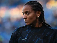 Geyse, ex-Barcelona e Corinthians, brilha em goleada do América