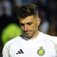 Bento sofre gol bizarro e Al-Ittihad adia título saudita