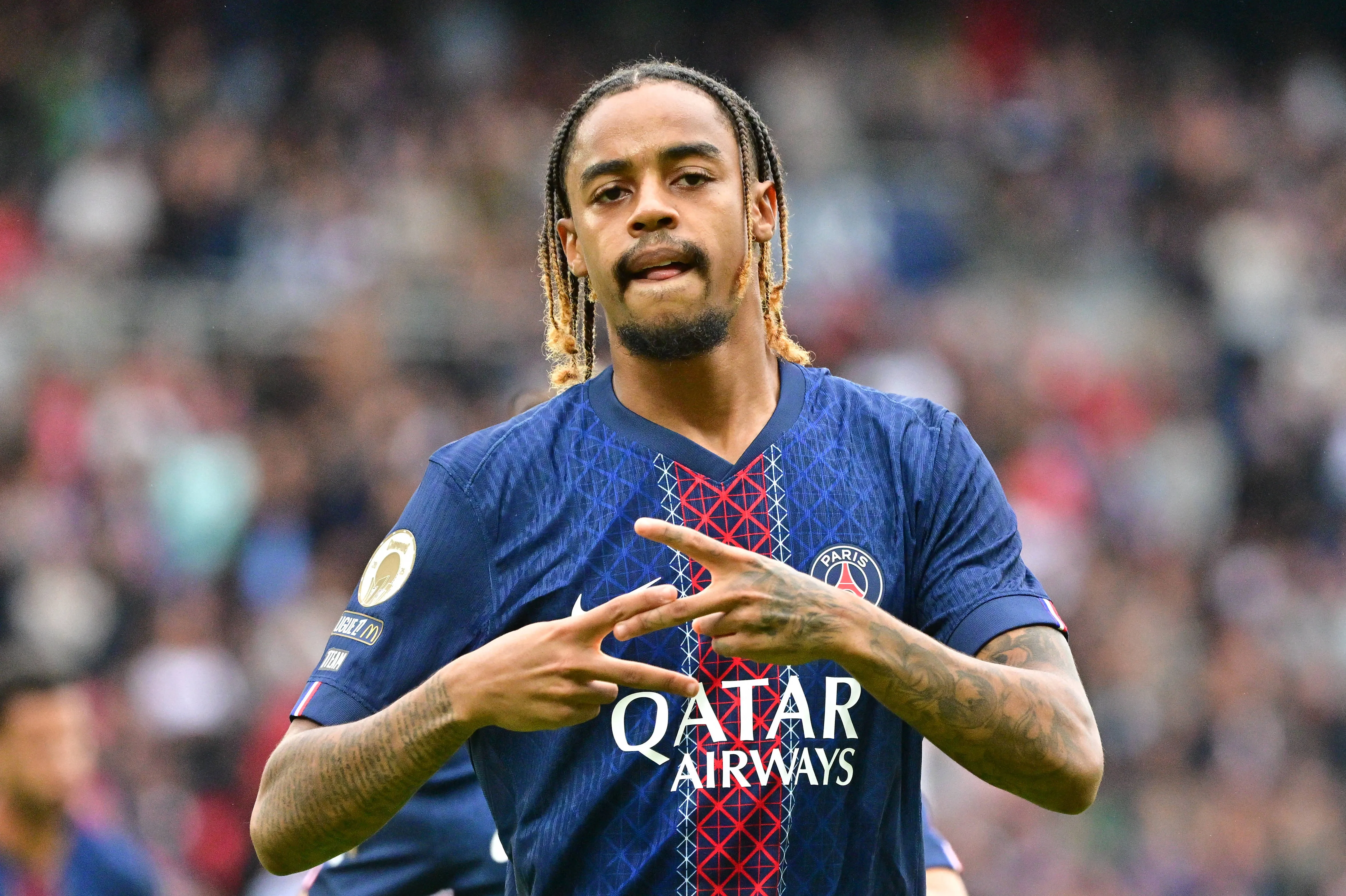 Barcola marcou os dois gols no último confronto entre Lens x PSG. Foto: IMAGO /&nbsp;Bestimage