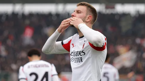Pavlovic durante partida da Serie A. Foto: Francesco Scaccianoce/Getty Images