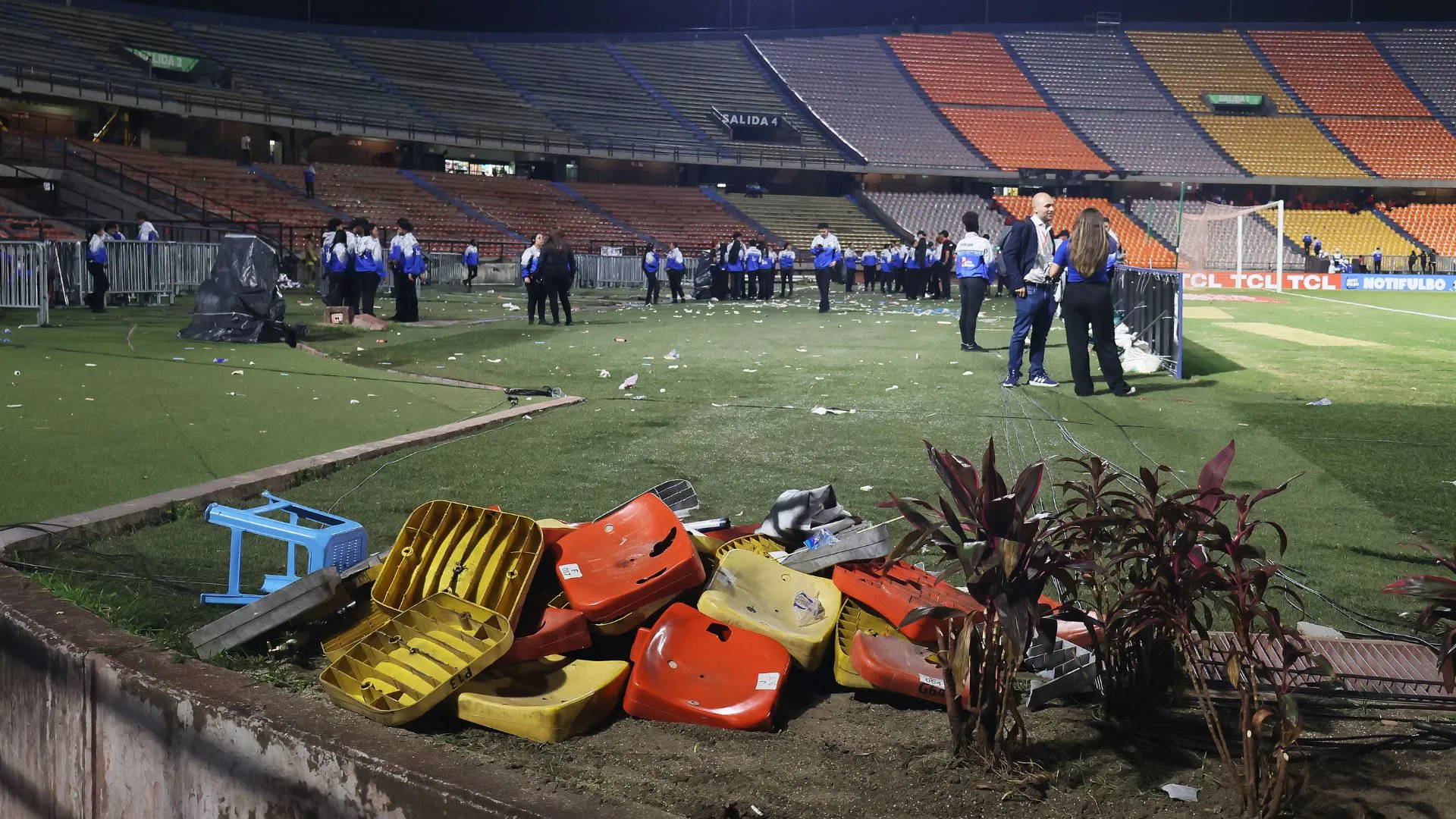 Jogo entre Independiente Medellín e Flamengo, pela Libertadores, teve vandalismo (foto: Daniel Gallo/Getty Images)