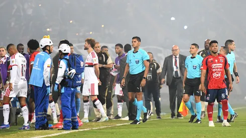 Válido pela Libertadores, o jogo entre Independiente Medellín e Flamengo foi suspenso