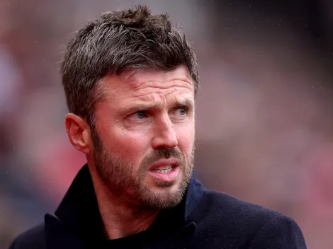 Michael Carrick deve seguir no comando do United