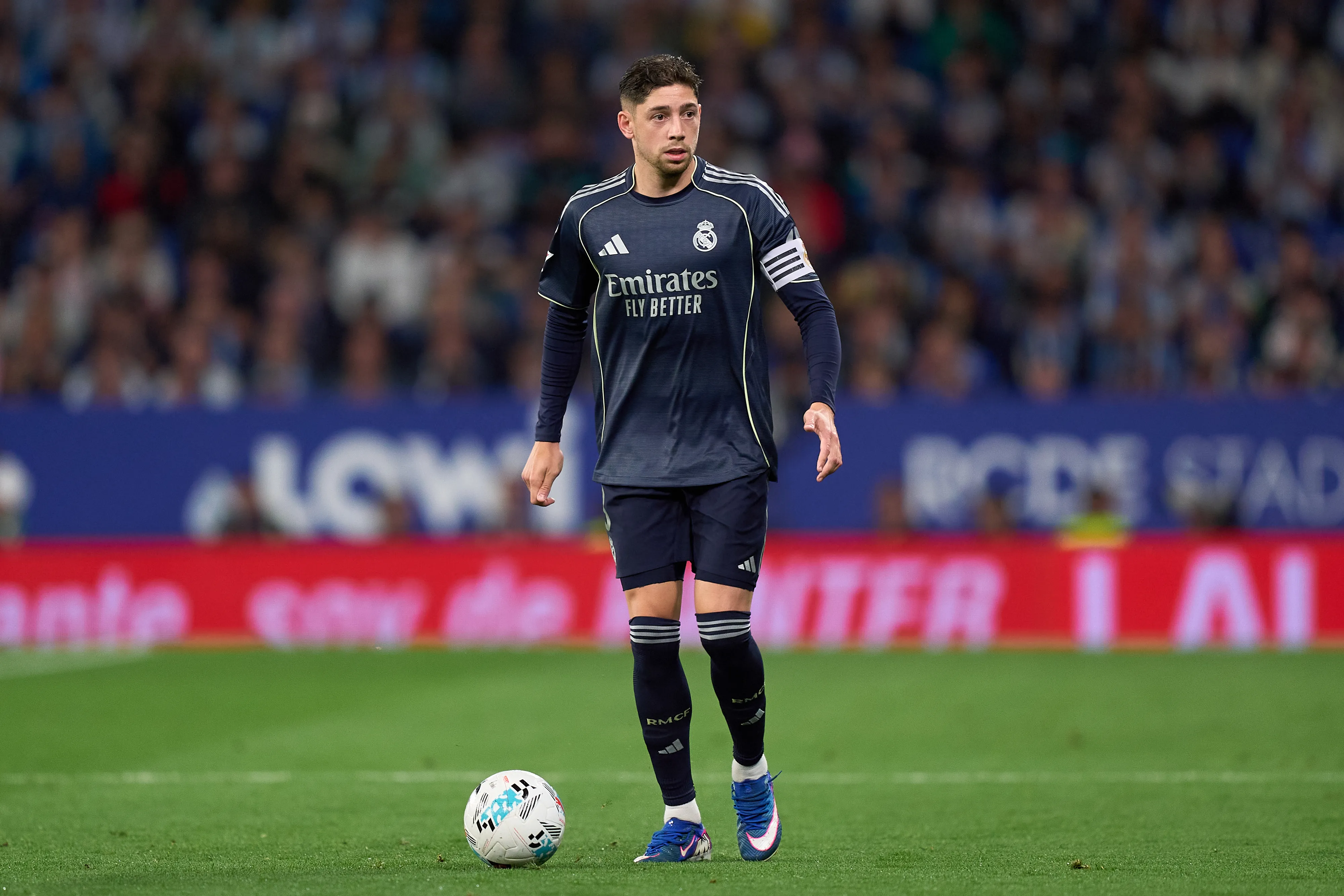 Valverde em campo pelo Real Madrid (Foto: Pedro Salado/Getty Images)