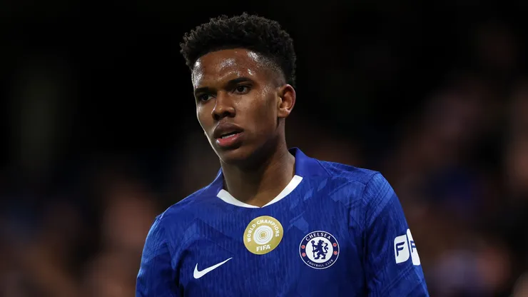 Estêvão em jogo do Chelsea