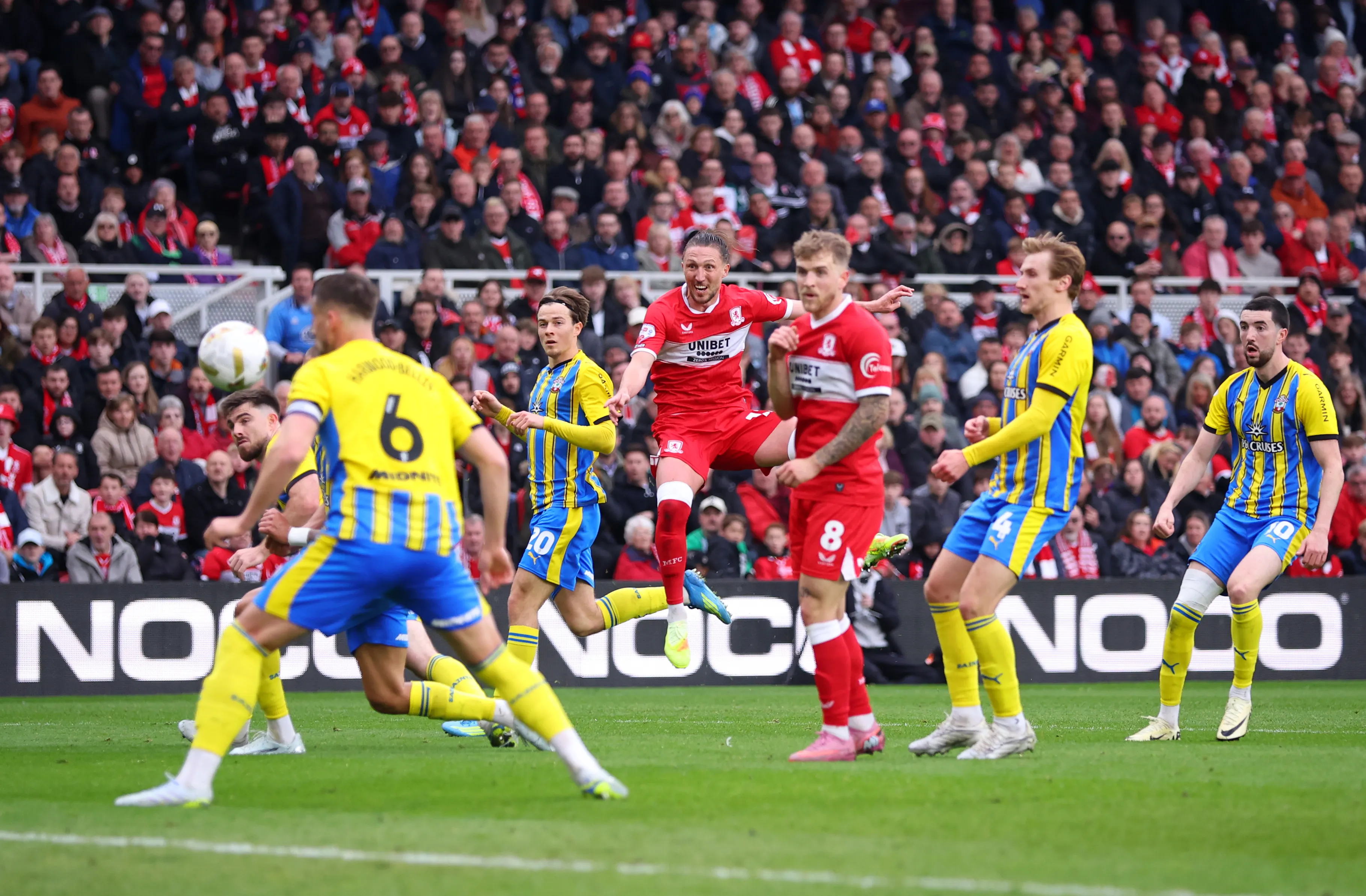 Middlesbrough contra o Southampton pela Championship. Foto: Ed Sykes/Getty Images
