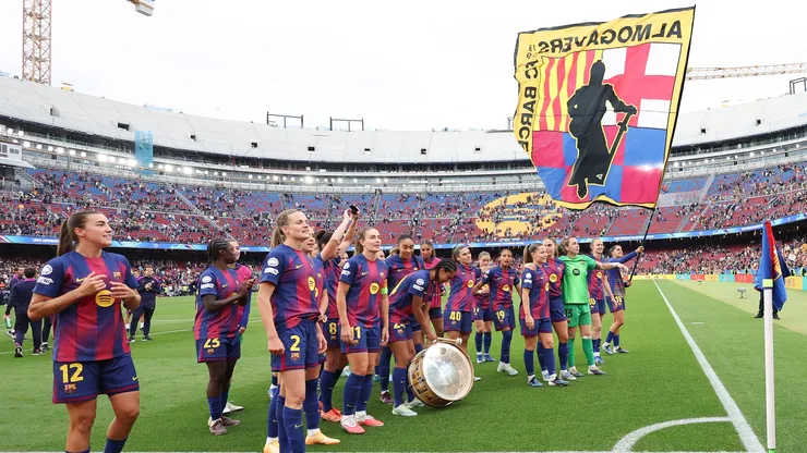 Barcelona encara o Atlético de Madrid na decisão da Copa da Rainha - Foto: Judit Cartiel/Getty Images