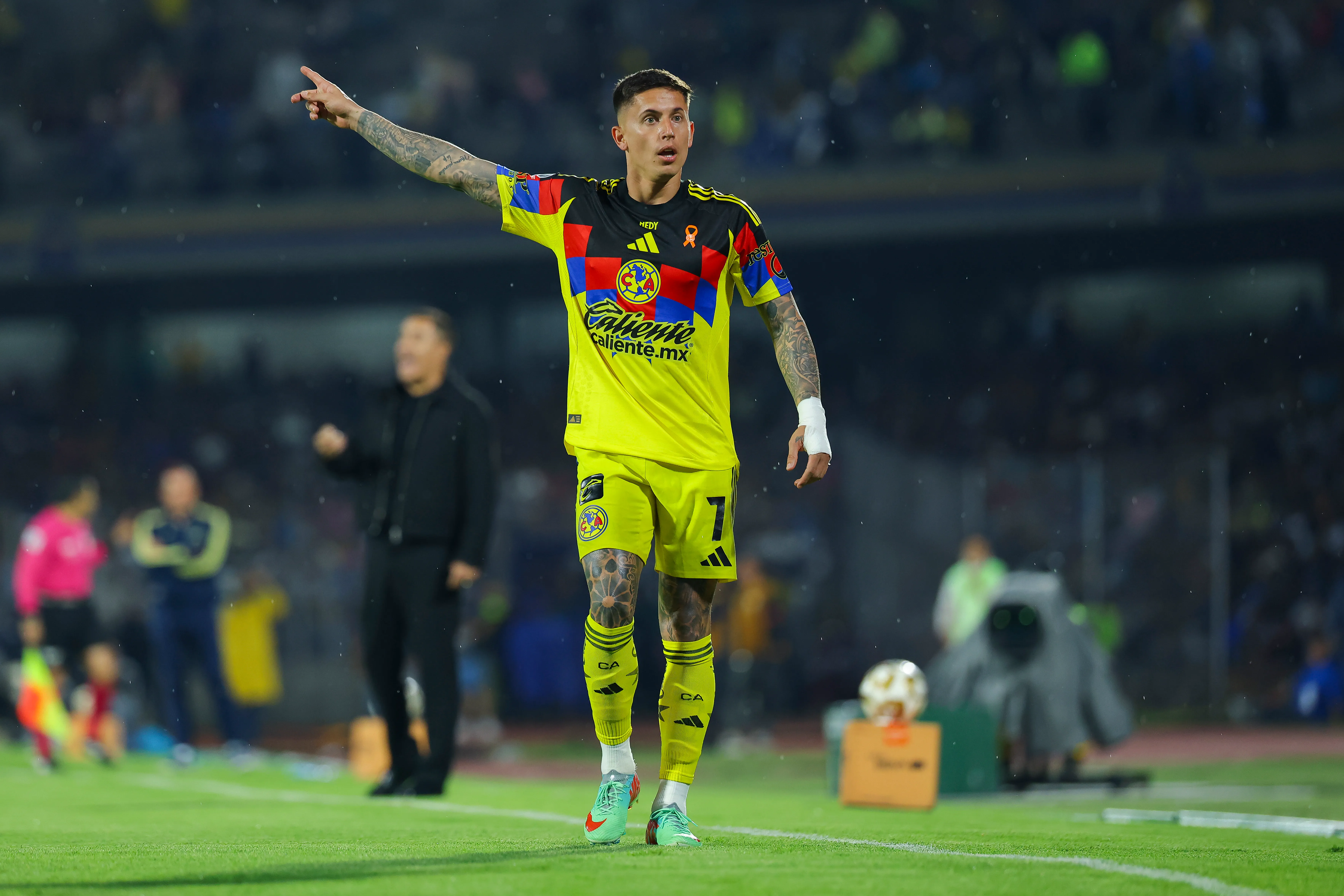 Brian Rodríguez em campo pelo América (Foto: Agustin Cuevas/Getty Images)