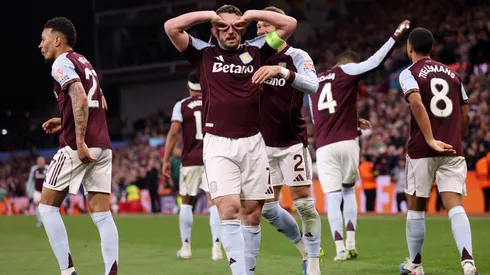 O capitão McGinn marcou duas vezes para o Aston Villa na semifinal da Europa League.