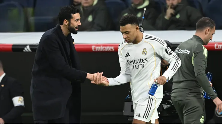 Mbappé e Arbeloa entram em rota de colisão. (Photo by Denis Doyle/Getty Images)