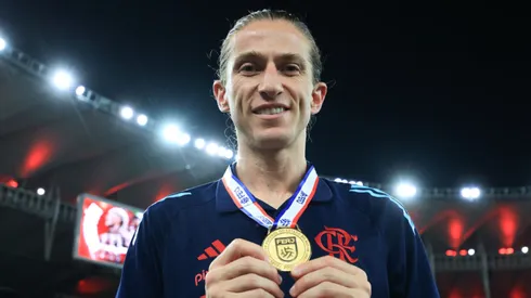 Filipe Luís pode assinar com clube alemão. Buda Mendes/Getty Images.