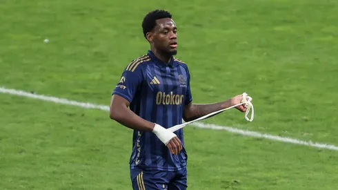 Jhon Durán irá retornar ao Al-Nassr. (Photo by Ahmad Mora/Getty Images)