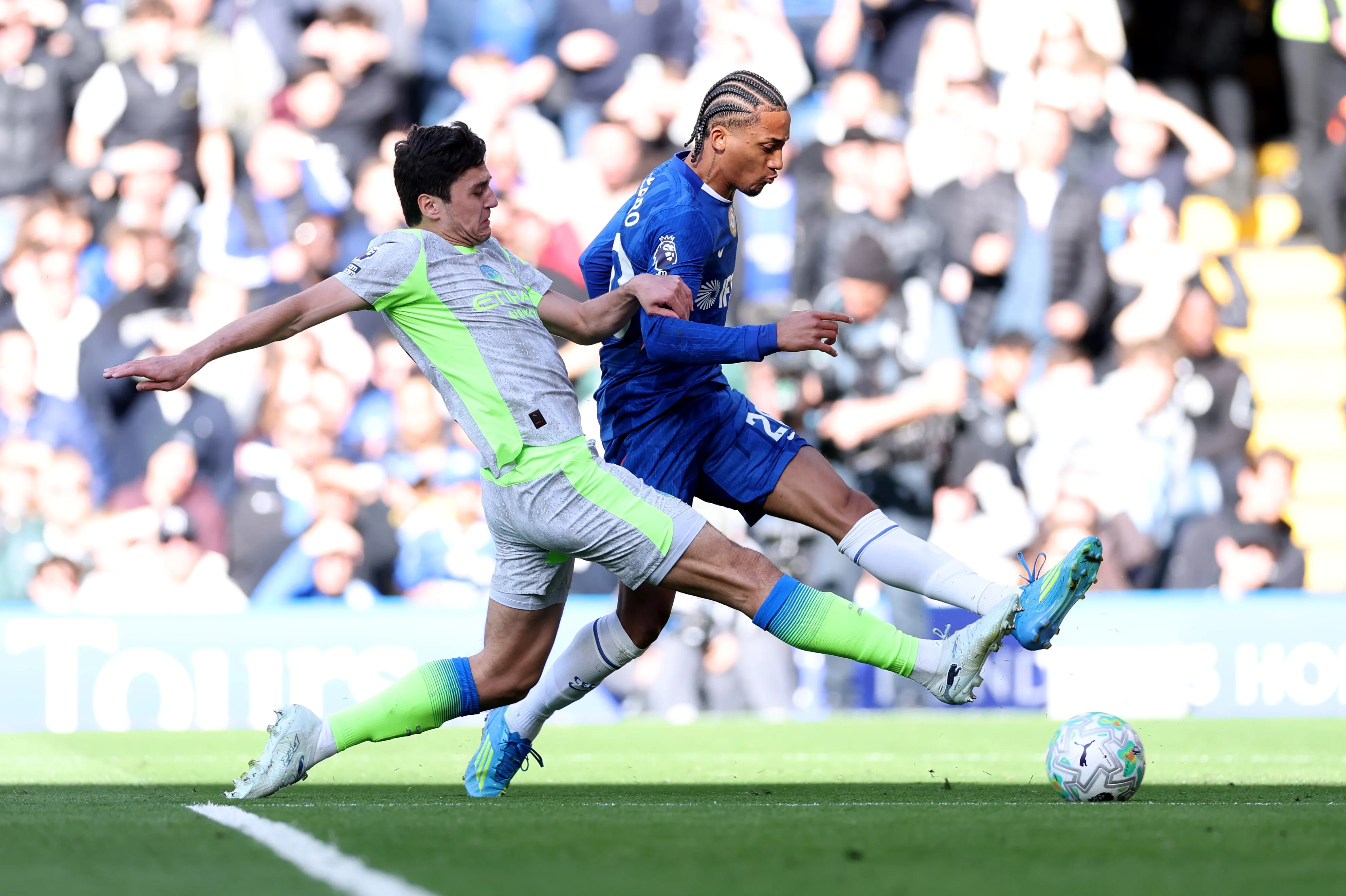 JP em jogo do Chelsea na Premier League. Foto: Ryan Pierse/Getty Images
