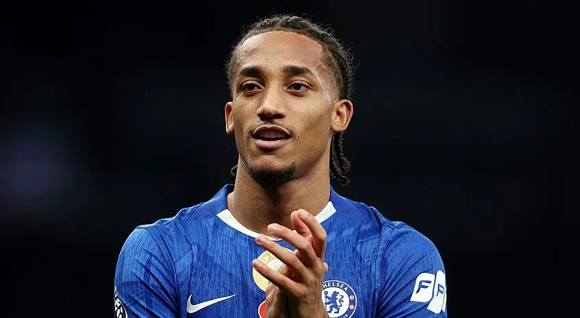 João Pedro, em campo