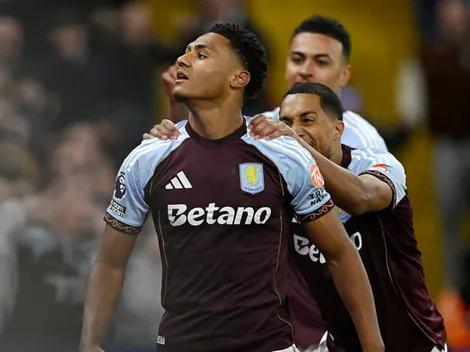 Liverpool é goleado pelo Aston Villa na Premier League e adia classificação