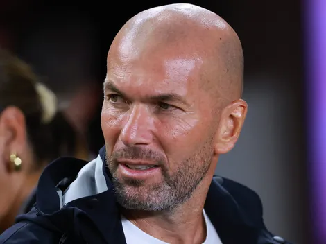 Zidane encaminha acordo para assumir a Seleção Francesa após a Copa