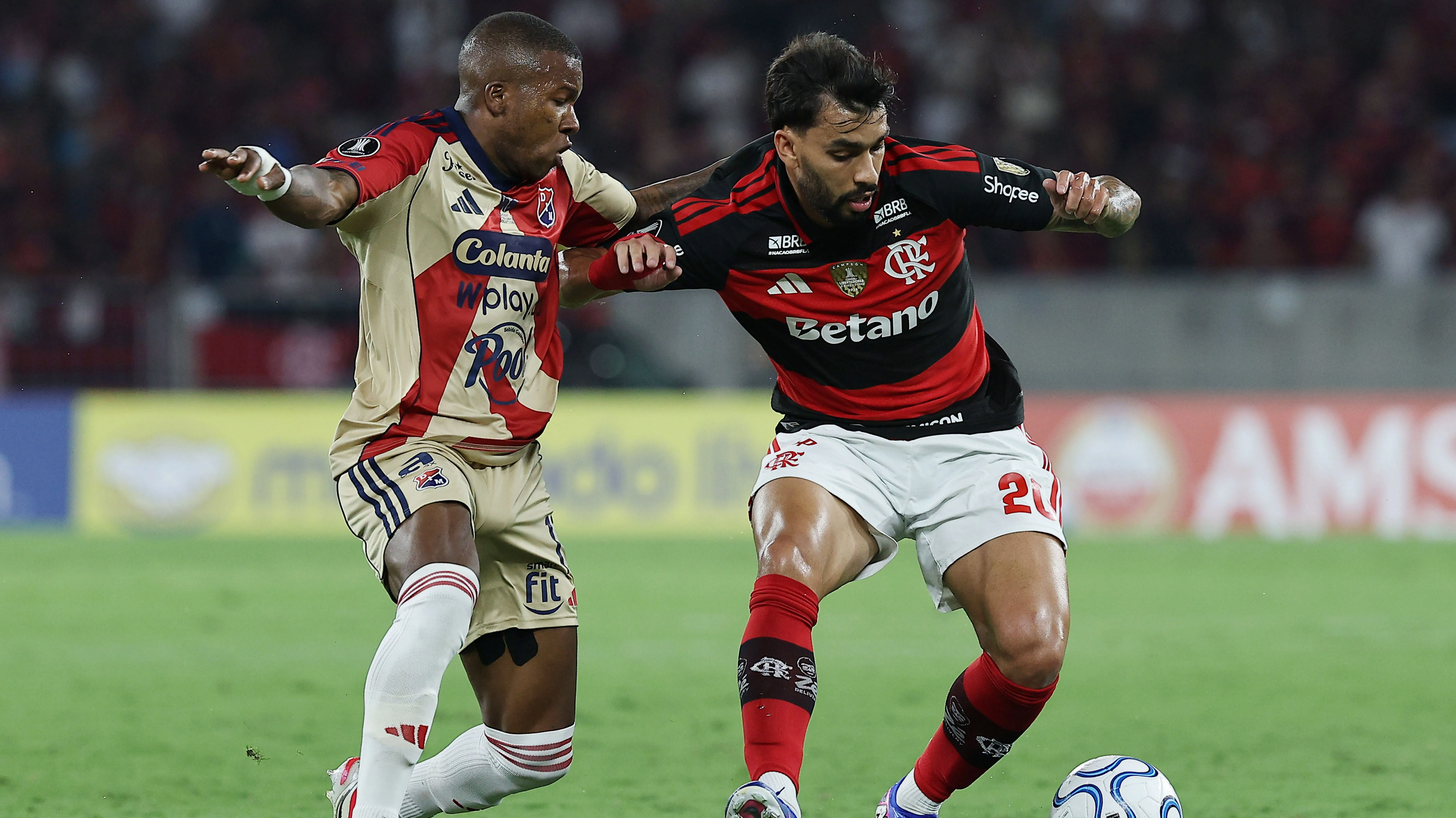 Lucas Paquetá em jogo do Flamengo. Foto: Wagner Meier/Getty Images