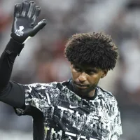 Milan retoma interesse em Hugo Souza, do Corinthians