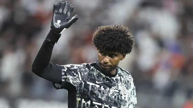 Hugo Souza está na mira do Milan. Foto: Alexandre Schneider/Getty Images