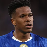 Por que Estêvão não joga em Chelsea x Manchester City