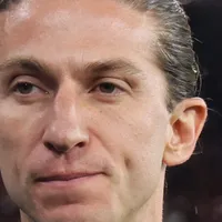 Filipe Luís sinaliza positivo para assumir o Bayer Leverkusen