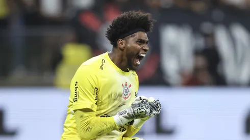 Corinthians aceita vender Hugo Souza por R$ 76 milhões (Photo by Alexandre Schneider/Getty Images)