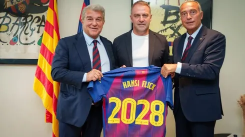 Hansi Flick e Barcelona renovaram o contrato