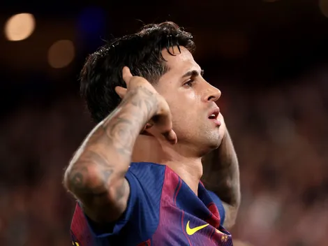 Hansi Flick confia na permanência de Cancelo no Barça