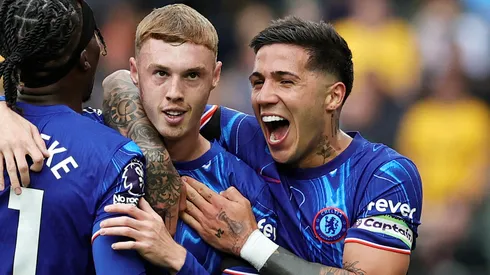 Jogadores do Chelse aparecem comemorando um gol. Foto: David Rogers/Getty Images