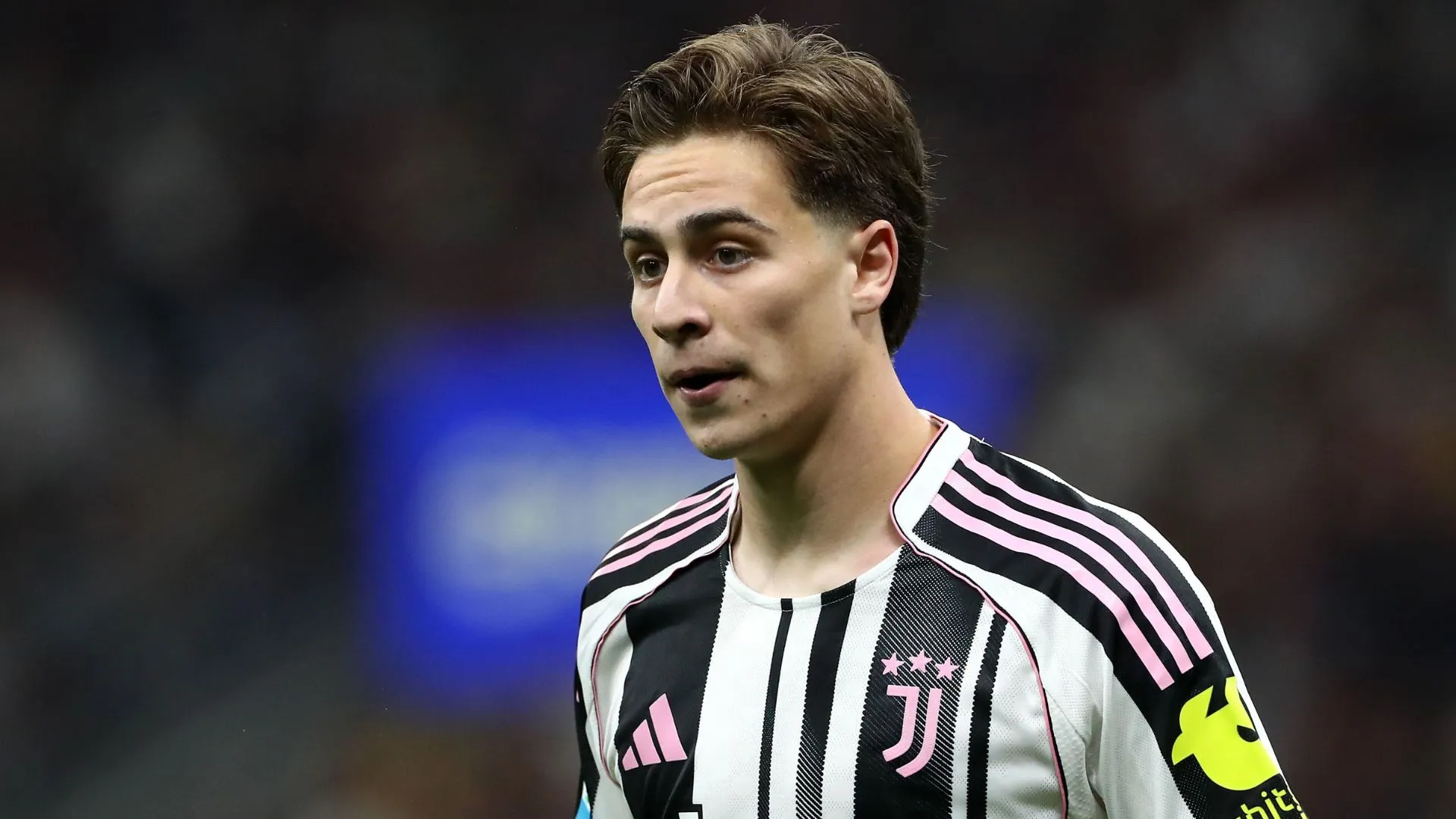 Yildez veste a camisa 10 da Juventus (foto: Marco Luzzani/Getty Images)