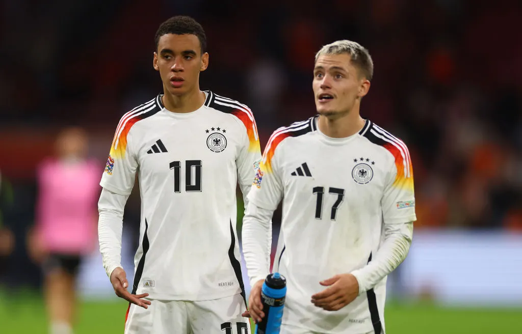 Jamal Musiala e Florian Wirtz são alguns dos jovens jogadores que podem estar na Copa pela Alemanha (Foto: Lars Baron/Getty Images)