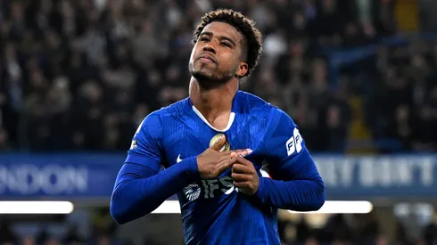 Andrey Santos marca pelo Chelsea contra o Tottenham. Foto: Shaun Botterill/Getty Images