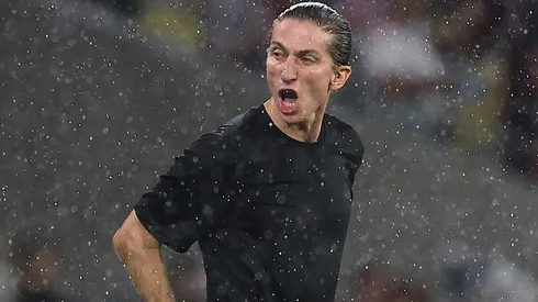Filipe Luis é alvo do RC Strasbourg. (Photo by Wagner Meier/Getty Images)