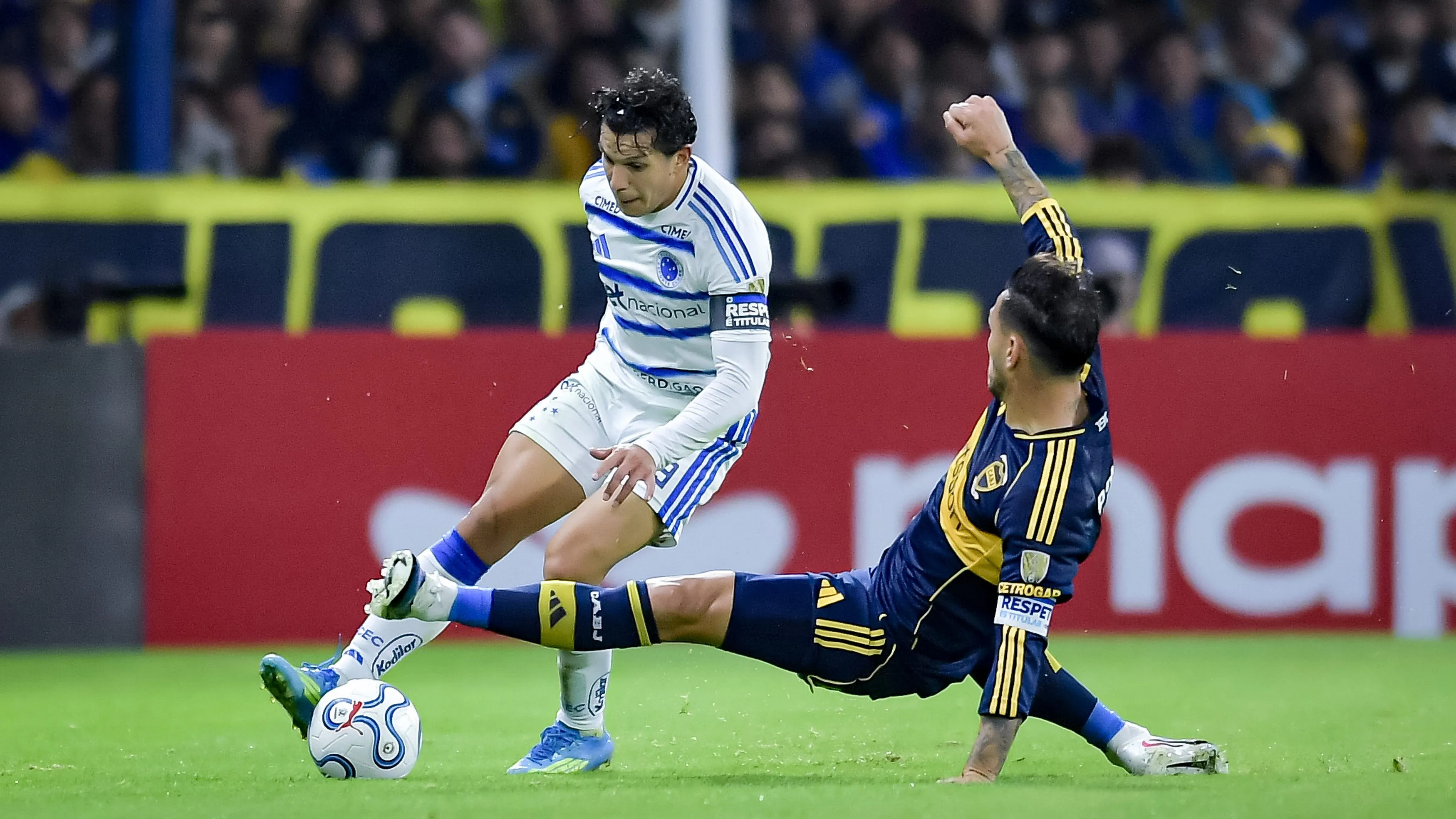 Leandro Paredes em jogo do Boca Juniors. Foto: Marcelo Endelli/Getty Images