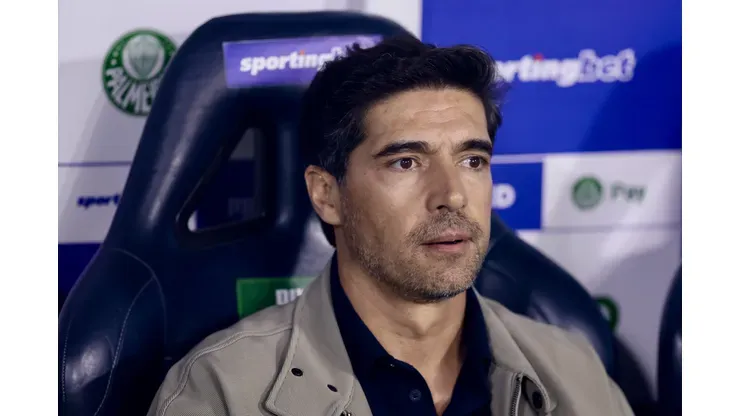 Abel Ferreira em jogo do Palmeiras (Foto Marcello ZambranaAGIF)
