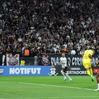 Peñarol recebe Corinthians em duelo decisivo pela Libertadores