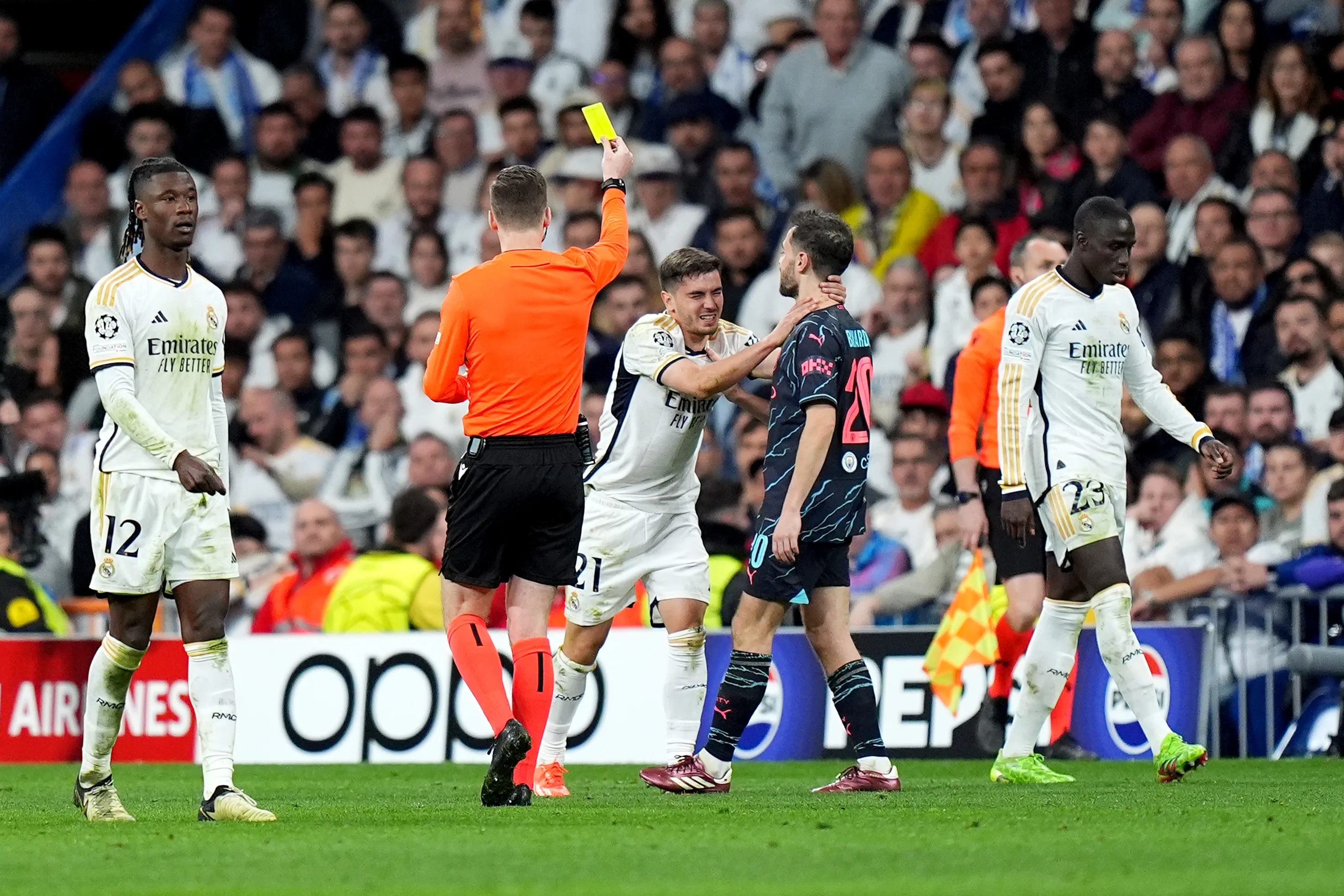 Bernardo Silva é um meio-campista versátil que faz várias funções no campo. Foto: Angel Martinez/Getty Images