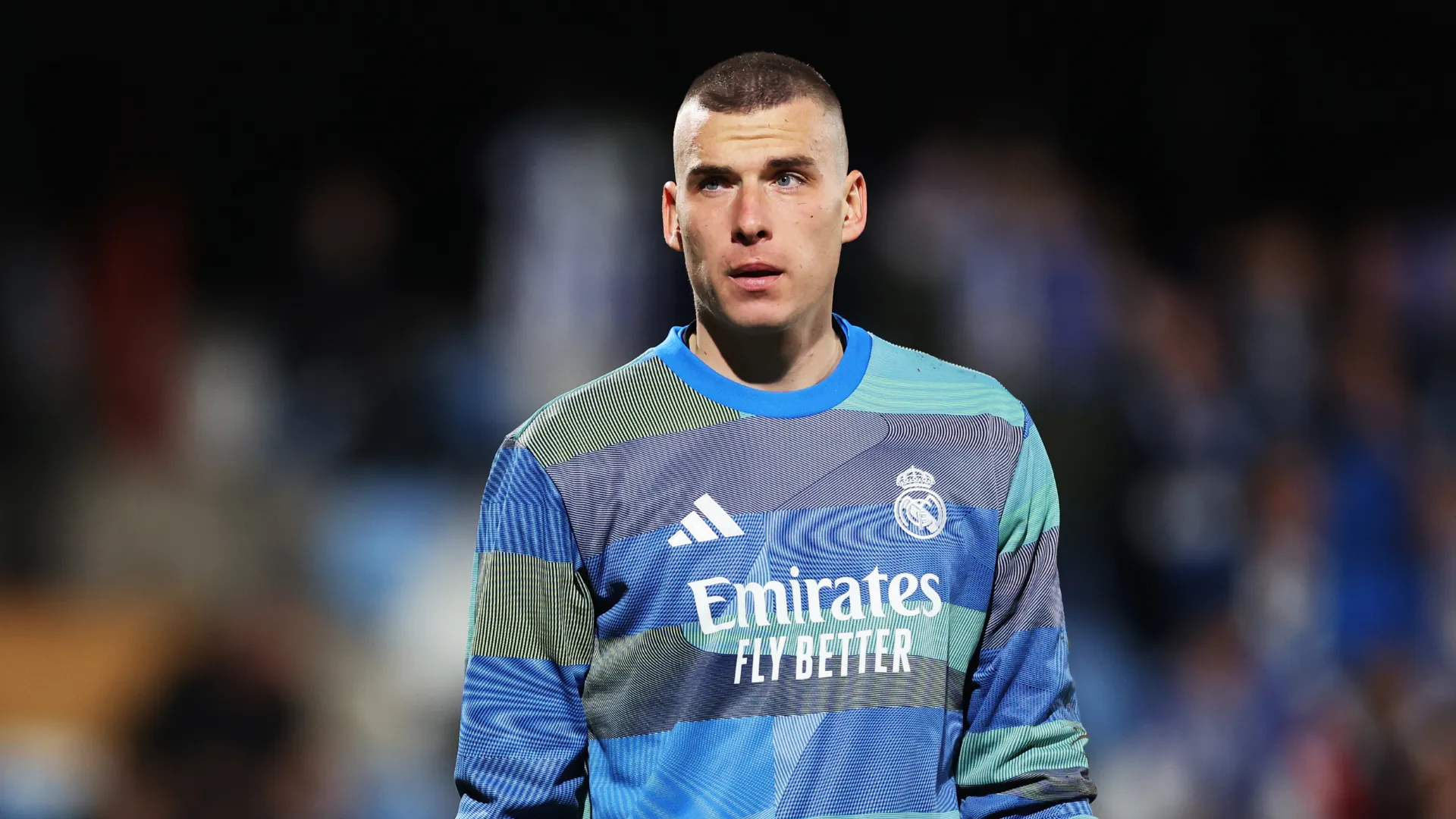 Lunin durante aquecimento no Real