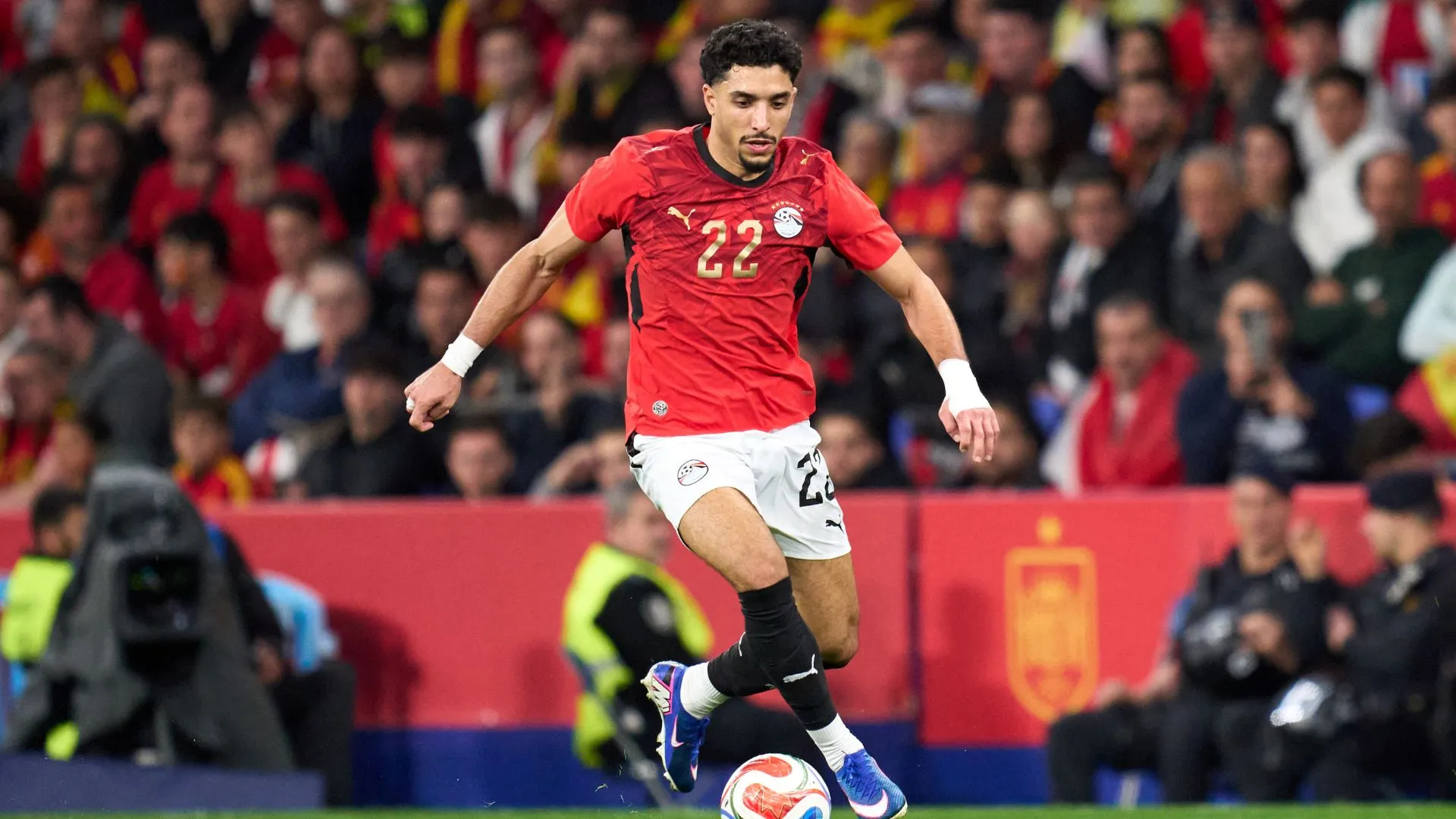 Marmoush deve ser a dupla de Salah no ataque do Egito em jogos da Copa do Mundo (foto: Alex Caparros/Getty Images)