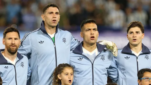 Dibu Martínez, da Argentina, lesiona dedo às vésperas da Copa do Mundo. Foto: Daniel Jayo/Getty Images
