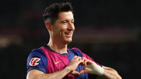 Robert Lewandowski, do Barcelona, é um dos craques em fim de contrato na La Liga (Foto: Alex Caparros/Getty Images)