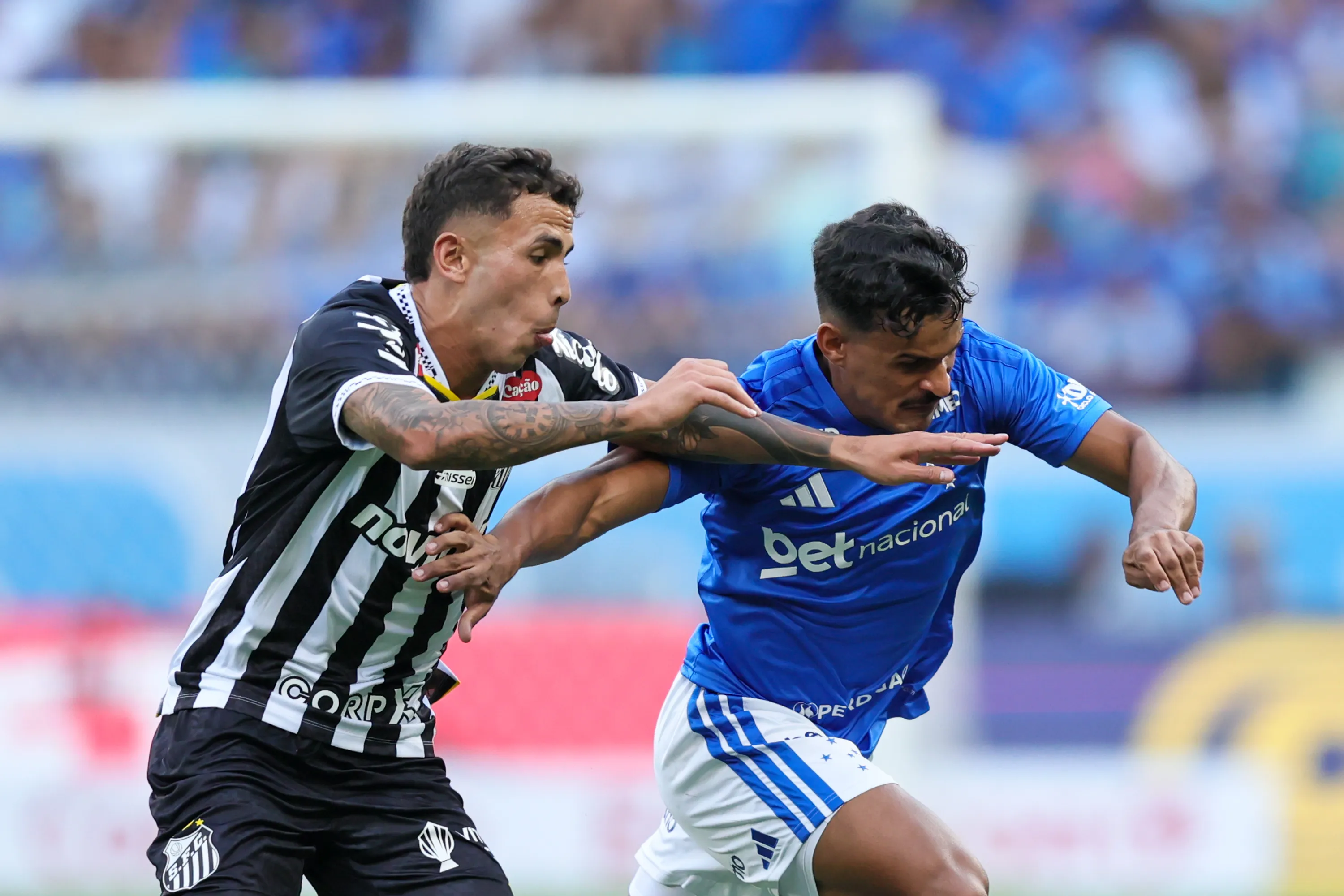 Kaiki Bruno em jogo do Cruzeiro. Foto: Gilson Lobo/AGIF