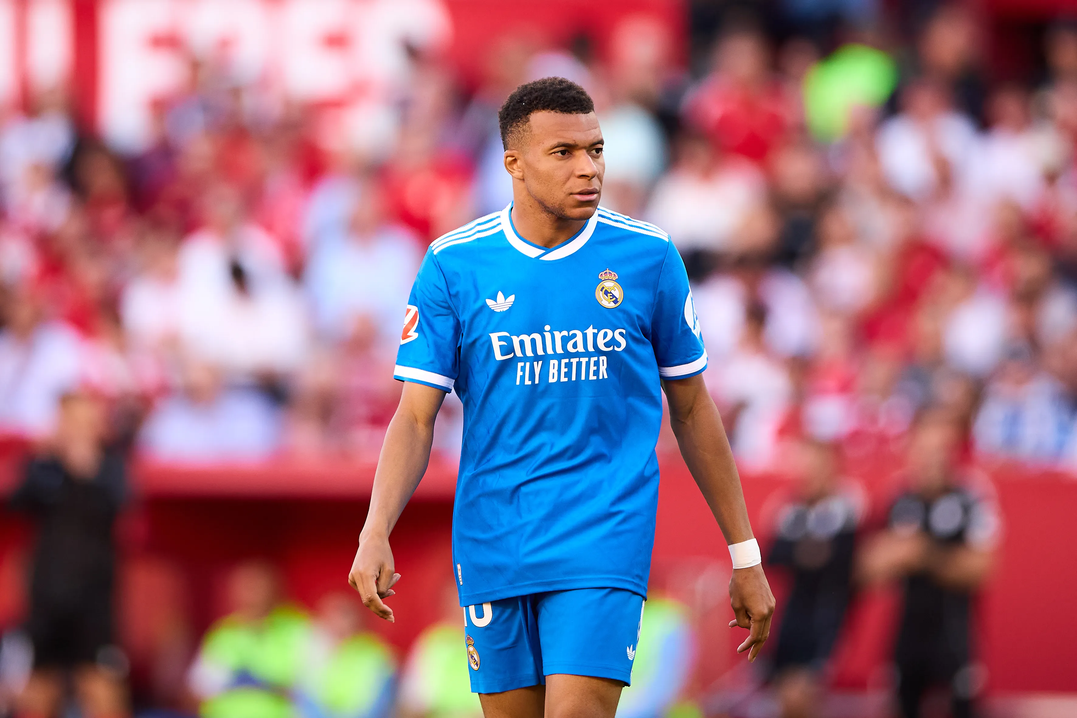 Mbappé em campo pelo Real Madrid. Foto: Fran Santiago/Getty Images