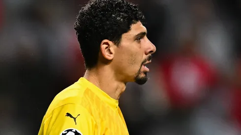 Matheus Magalhães, do Estrela Vermelha, chega a acordo verbal com o Corinthians. (Foto: Octavio Passos/Getty Images)