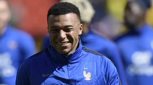 Com Mbappé como 10, França divulga numeração para a Copa do Mundo. (Foto: Hannah Foslien/Getty Images)