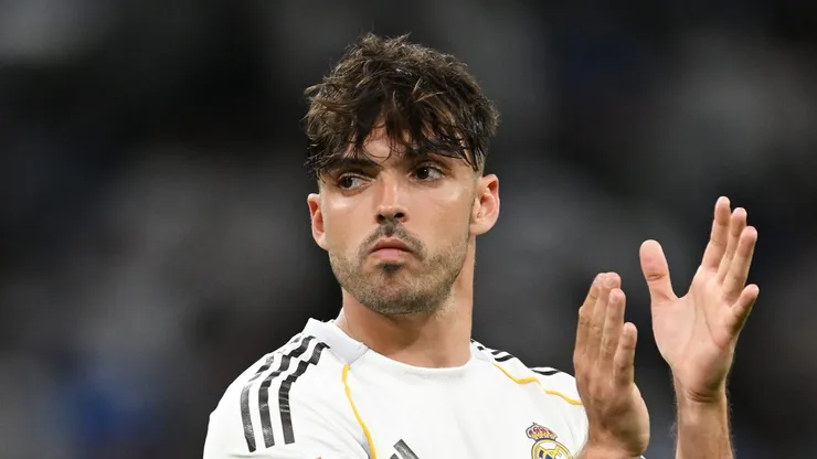 Real Madrid pode barrar saída de Asencio com a chegada de Mourinho (Photo by Denis Doyle/Getty Images)