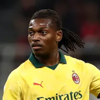 Fenerbahçe e Manchester United disputam Rafael Leão